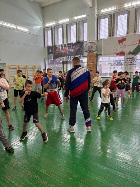 «Земский тренер» по боксу сможет получить 2 миллиона рублей