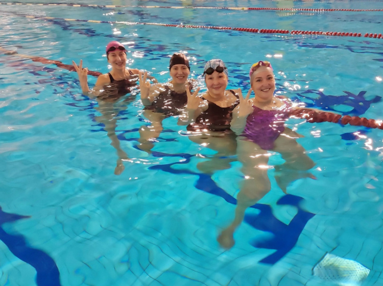 Плавание в зачет Спартакиады трудовых коллективов города. 