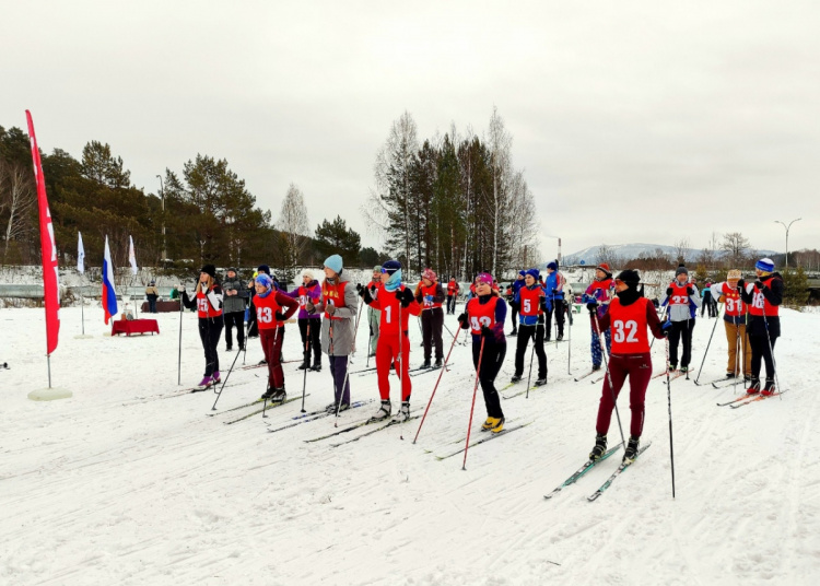 Первенство города по лыжным гонкам памяти В. М. Коробкина.