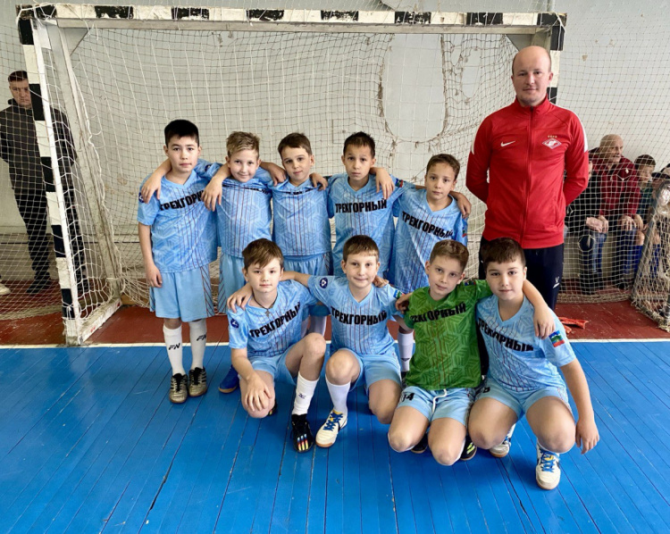 Турнир в Усть-Катаве среди юных футболистов.