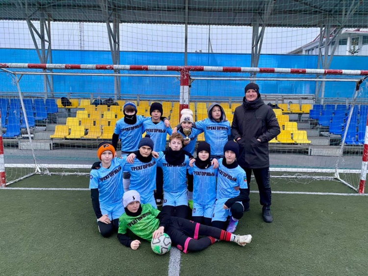 Турнир по футболу  «Снежинка» в г.Сатка.