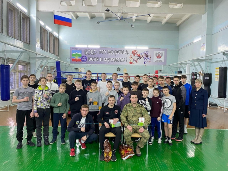 22 февраля состоялась встреча с выпускниками школы бокса Скворцовым Павлом Романовичем и Салаховым Марселем Миннулловичем.